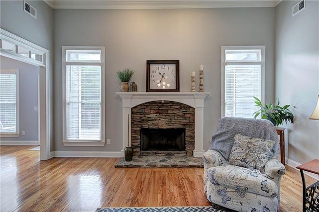 24 Heartwood Drive SW, Cartersville, GA 30120