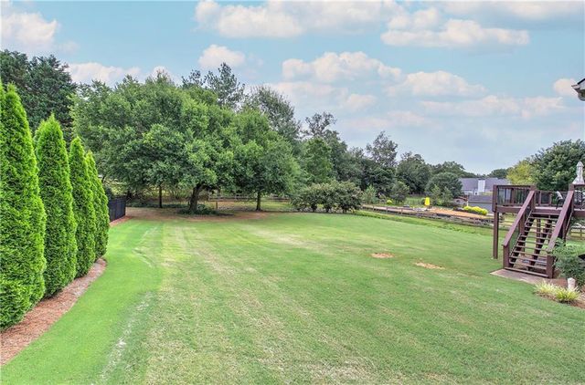 24 Heartwood Drive SW, Cartersville, GA 30120
