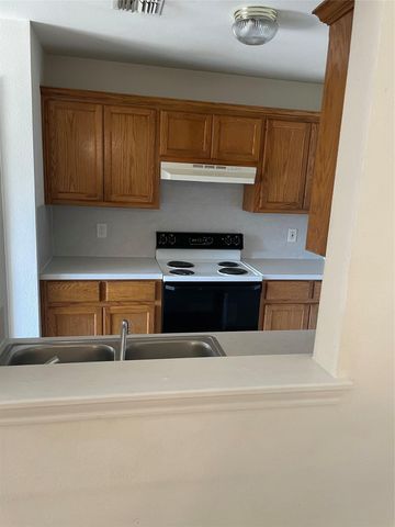 105 Axis Deer TRL A, Hutto, TX 78634