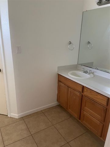 105 Axis Deer TRL A, Hutto, TX 78634
