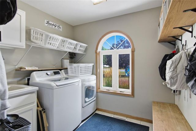 116 Grey Friar Lane, Eau Claire, WI 54701