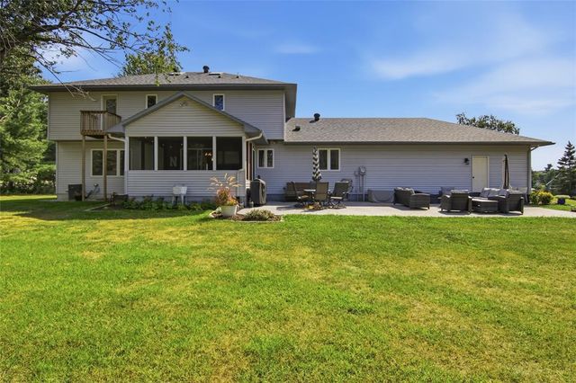 116 Grey Friar Lane, Eau Claire, WI 54701