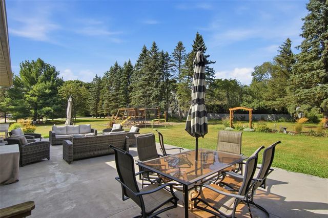 116 Grey Friar Lane, Eau Claire, WI 54701