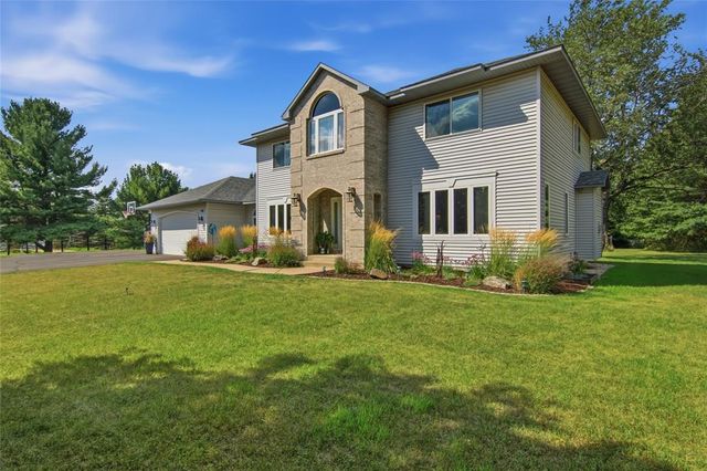 116 Grey Friar Lane, Eau Claire, WI 54701