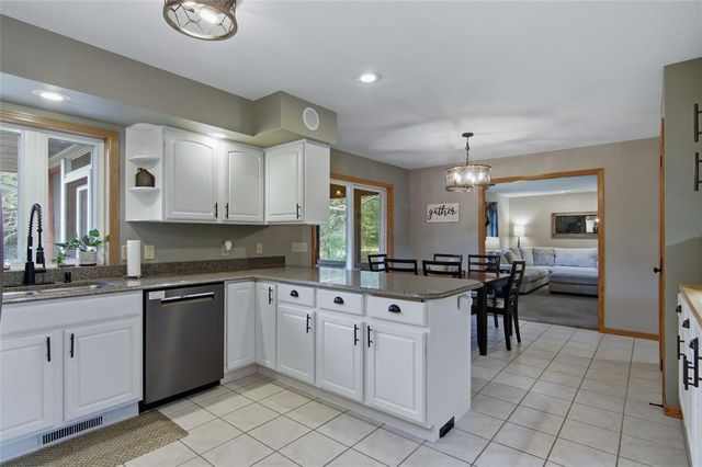 116 Grey Friar Lane, Eau Claire, WI 54701