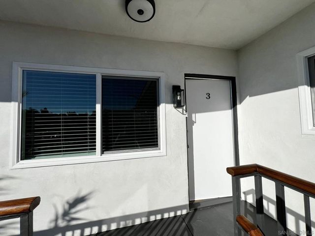 5337 Groveland Dr, San Diego, CA 92114