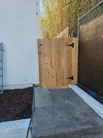 5337 Groveland Dr, San Diego, CA 92114