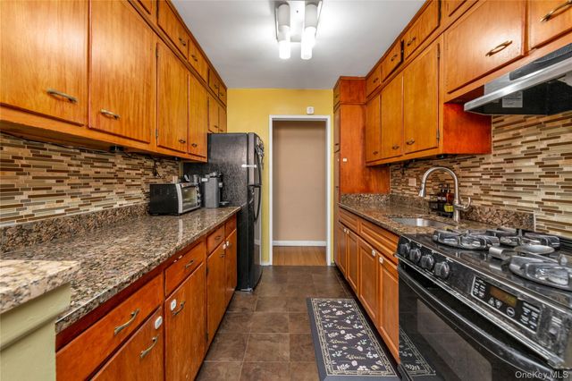 99-11 60 Ave 5D, Corona, NY 11368
