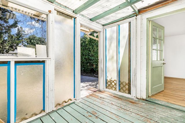 182-186 Torzelli Ln, Santa Rosa, CA 95407