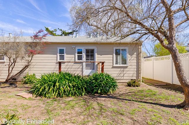 182-186 Torzelli Ln, Santa Rosa, CA 95407