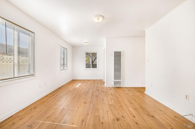 182-186 Torzelli Ln, Santa Rosa, CA 95407