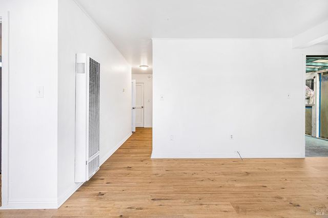 182-186 Torzelli Ln, Santa Rosa, CA 95407