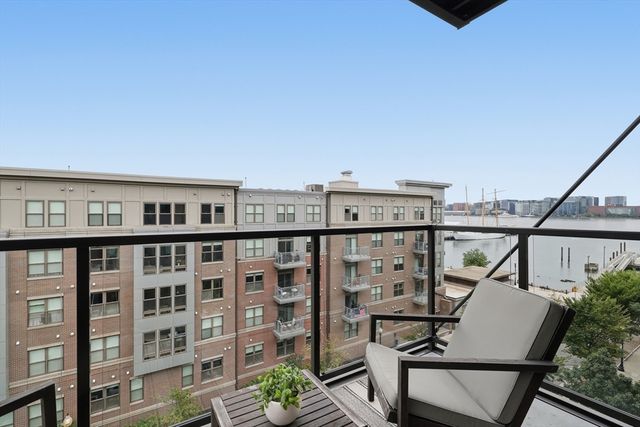 45 Lewis St 501, Boston, MA 02128