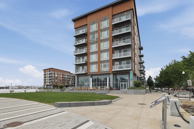 45 Lewis St 501, Boston, MA 02128