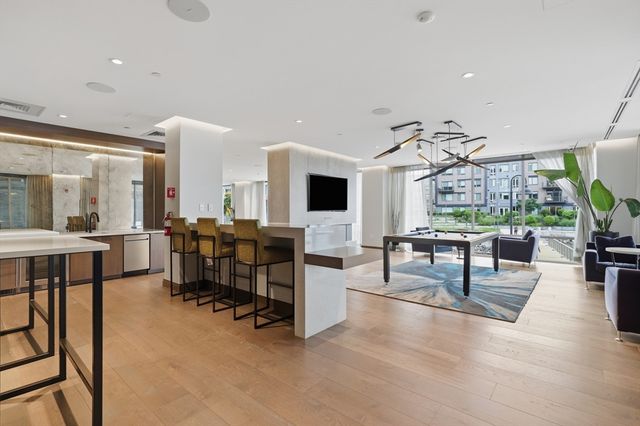 45 Lewis St 501, Boston, MA 02128