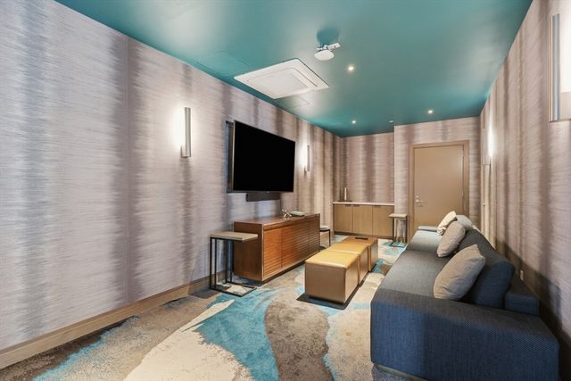 45 Lewis St 501, Boston, MA 02128