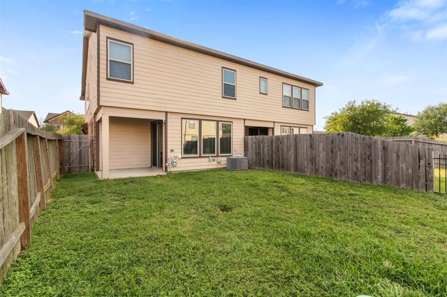 3411 Rainflower Springs Lane, Rosenberg, TX 77471