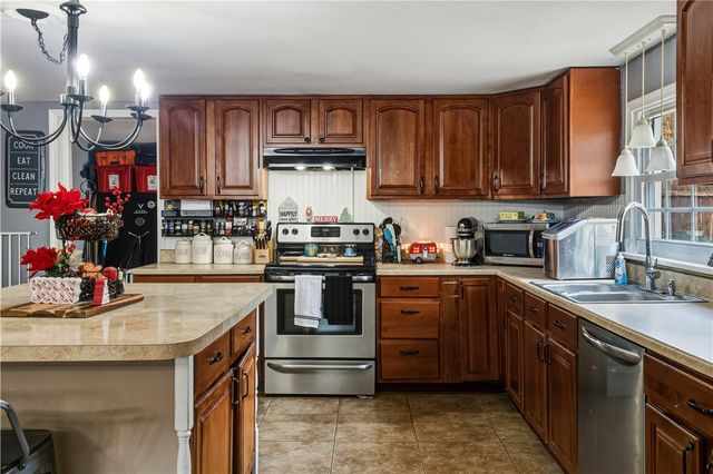 639 Main Street, Horseheads, NY 14816