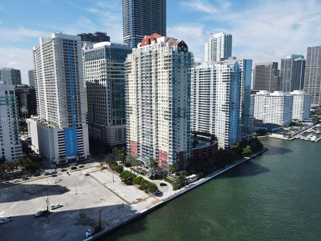 1155 Brickell Bay Dr 607, Miami, FL 33131
