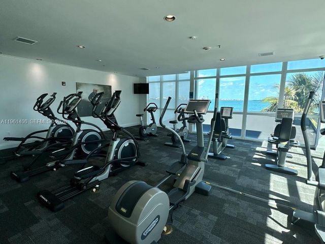 1155 Brickell Bay Dr 607, Miami, FL 33131