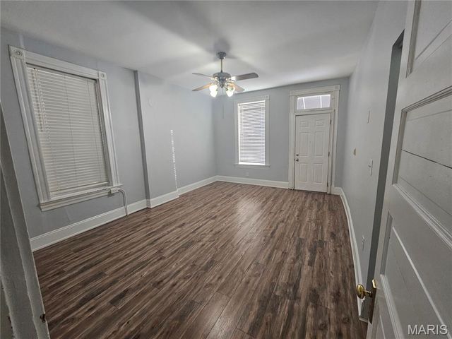 1830 Russell Boulevard, St Louis, MO 63104