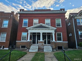 1830 Russell Boulevard, St Louis, MO 63104
