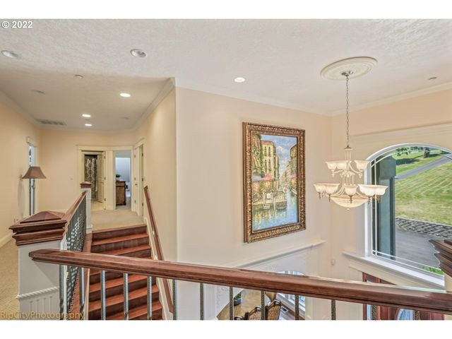 14310 Se STEELE St, Portland, OR 97236