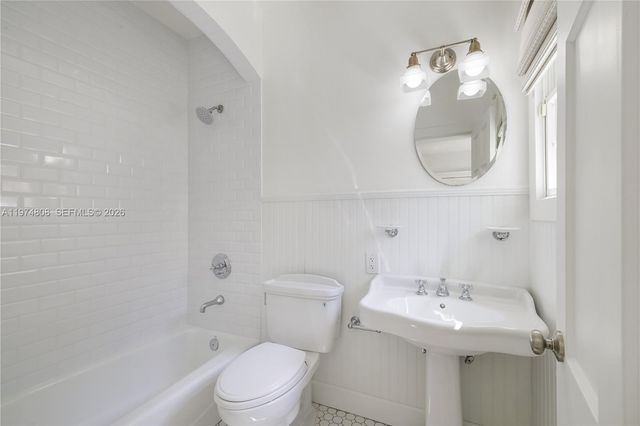 935 Escobar Ave, Coral Gables, FL 33134