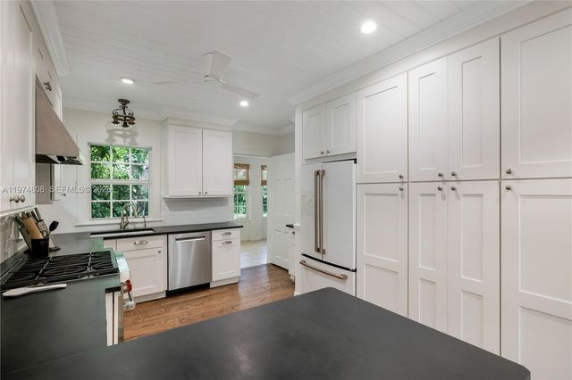 935 Escobar Ave, Coral Gables, FL 33134