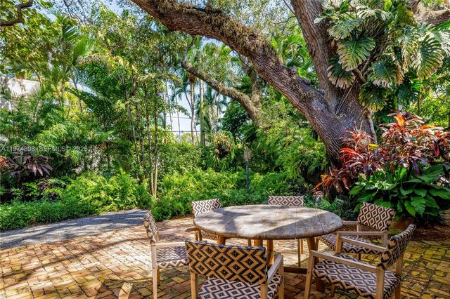 935 Escobar Ave, Coral Gables, FL 33134