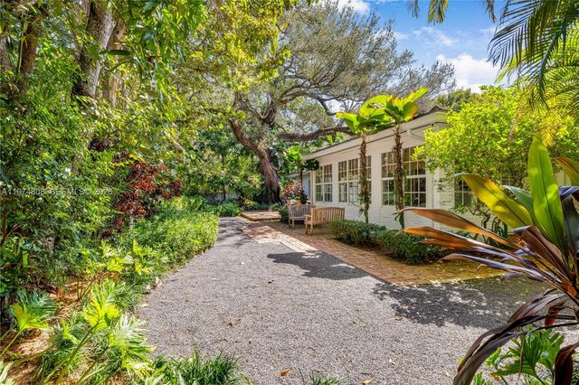 935 Escobar Ave, Coral Gables, FL 33134