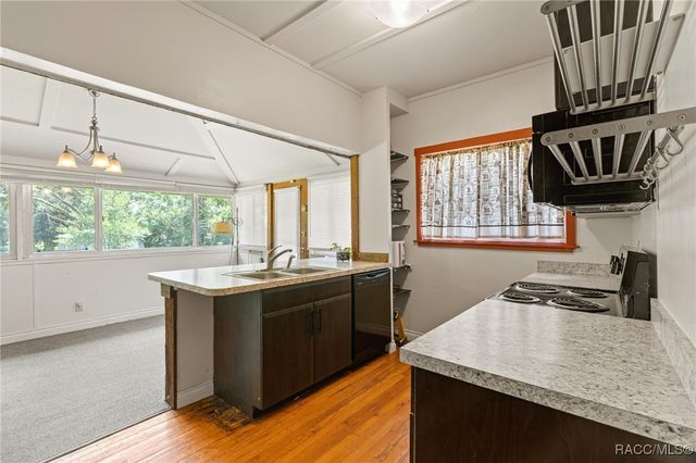 8460 E Magnolia Street, Floral City, FL 34436