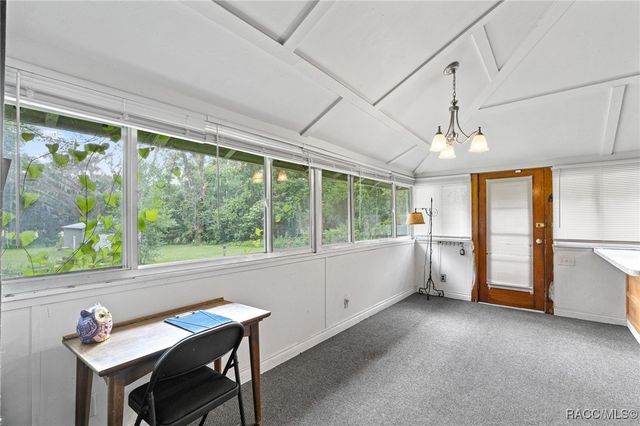 8460 E Magnolia Street, Floral City, FL 34436