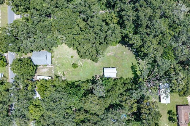 8460 E Magnolia Street, Floral City, FL 34436