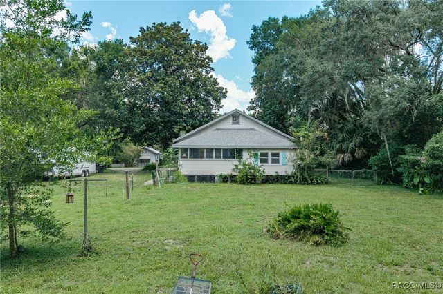 8460 E Magnolia Street, Floral City, FL 34436