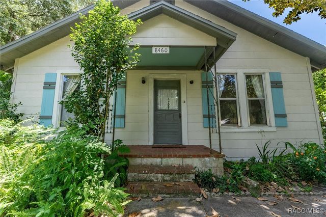 8460 E Magnolia Street, Floral City, FL 34436