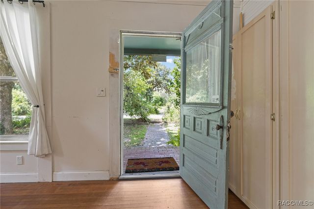 8460 E Magnolia Street, Floral City, FL 34436