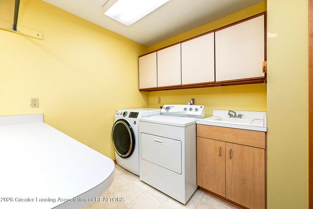 1144 Bonanza Drive, Okemos, MI 48864