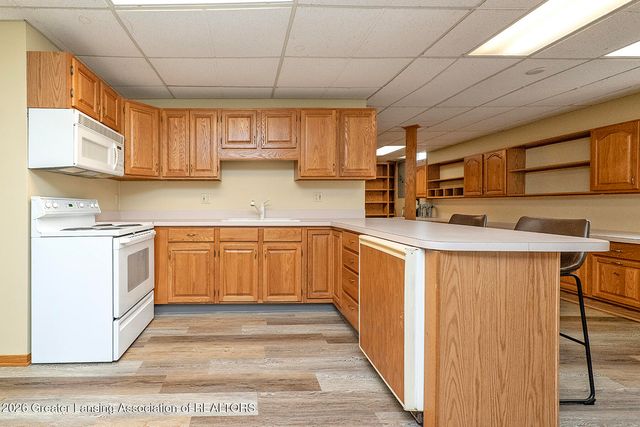 1144 Bonanza Drive, Okemos, MI 48864