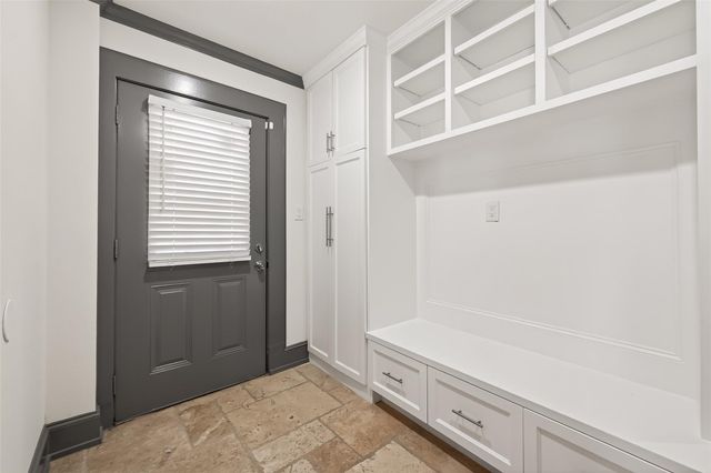 10054 Cedardale Drive, Houston, TX 77055