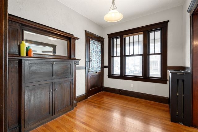 42 Grafton St 1, Arlington, MA 02474