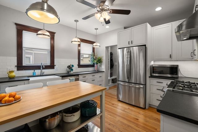 42 Grafton St 1, Arlington, MA 02474