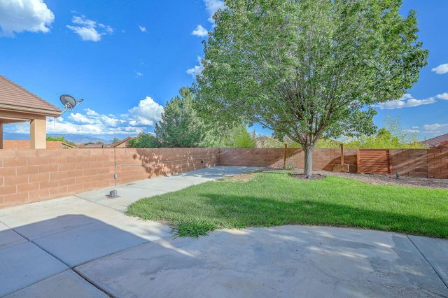 2831 Violeta Circle SE, Rio Rancho, NM 87124