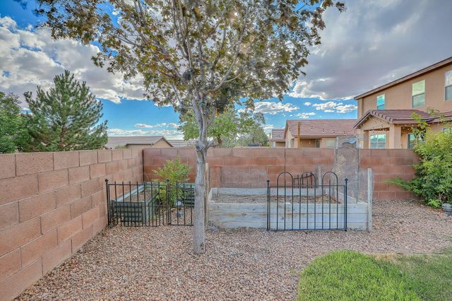 2831 Violeta Circle SE, Rio Rancho, NM 87124