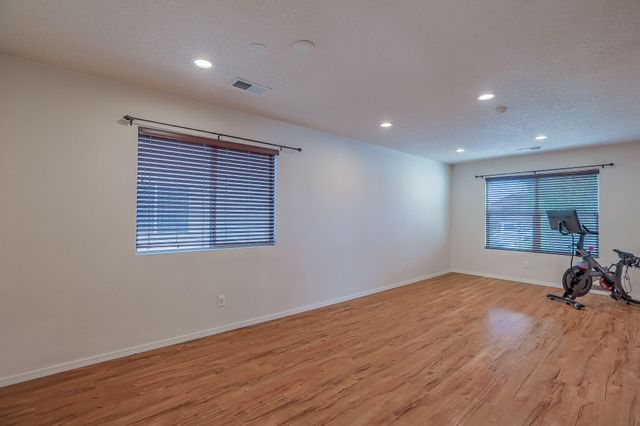 2831 Violeta Circle SE, Rio Rancho, NM 87124