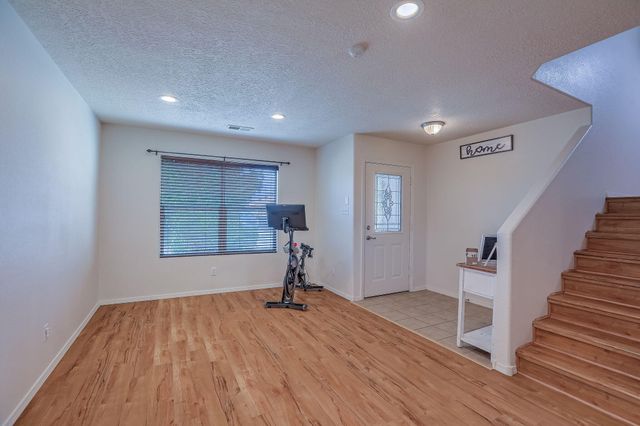 2831 Violeta Circle SE, Rio Rancho, NM 87124