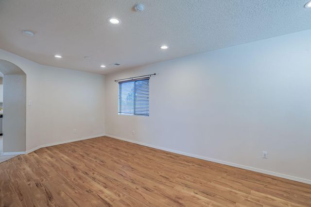 2831 Violeta Circle SE, Rio Rancho, NM 87124