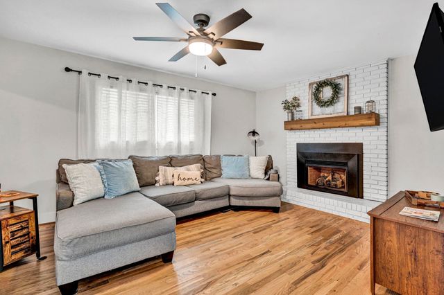 709 Old Rutherford Road, Taylors, SC 29687