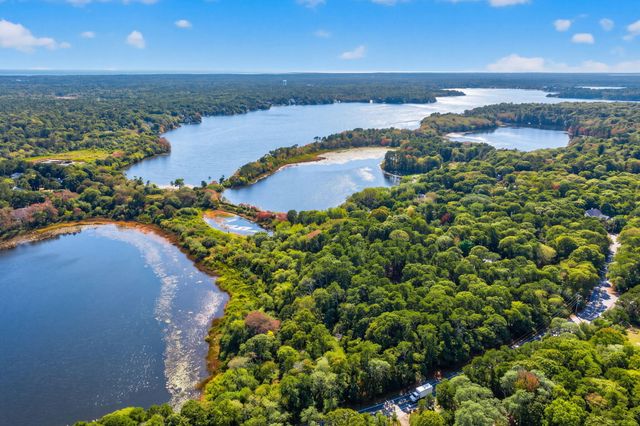 21 Cahoon Road, Brewster, MA 02631