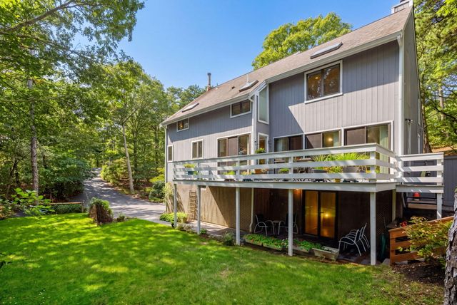 21 Cahoon Road, Brewster, MA 02631